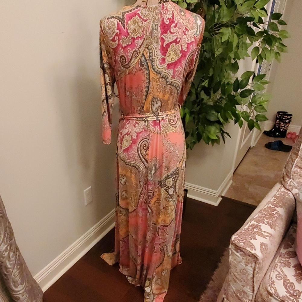 Maxi dress - Picture 2 of 3